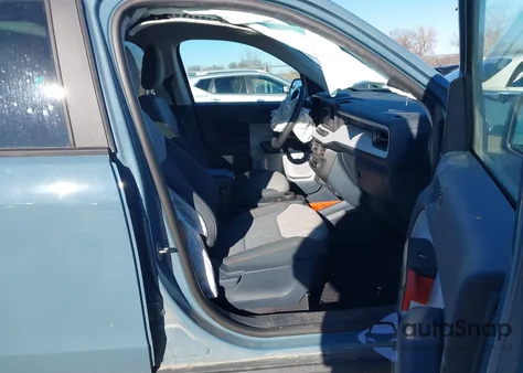 2023 Ford Maverick Xlt z USA, uszkodzony, nr VIN 3FTTW8F92PRA21538